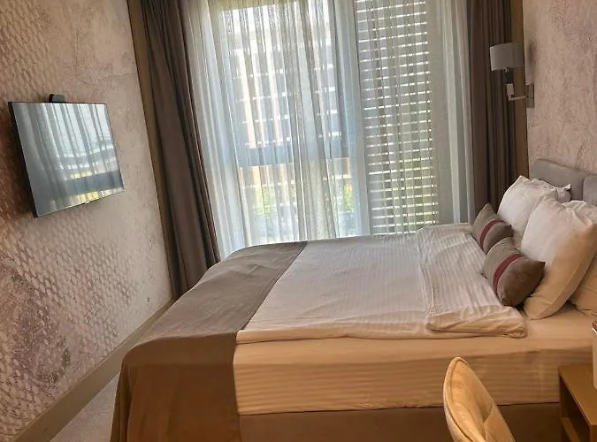 Park - Art Gallery Apartment *